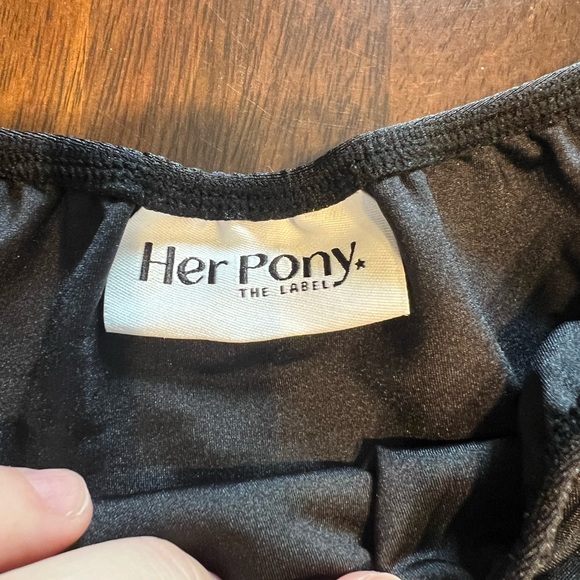 Her Pony black beaded skirt and top set - Picture 3 of 8